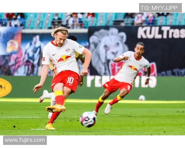 德甲精彩对决波尔图逆转莱比锡全场沸腾数据分析揭示关键时刻