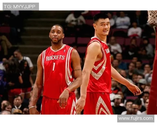 星湖公园姚明：篮球巨星的足迹与城市风景的完美融合