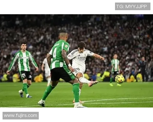 意甲激战皇马逆转AC米兰帽子戏法引爆全场激情时刻回顾