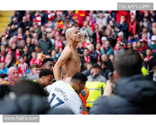 欧联杯激战利物浦与热刺平局补时进球引发全场狂欢解析