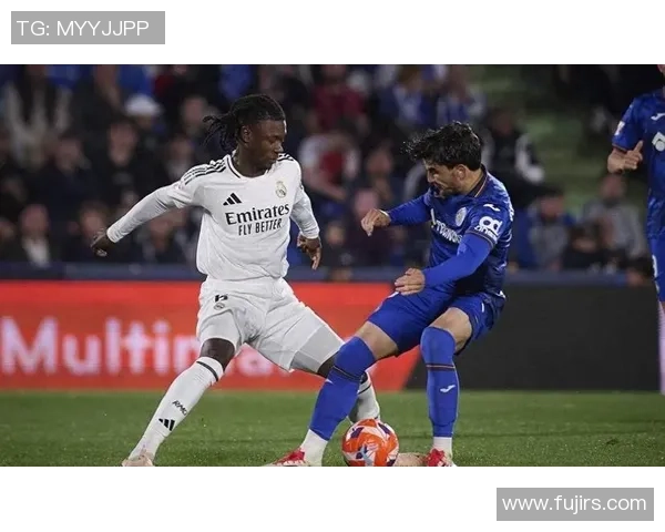 国王杯激战曼联与皇马平局乌龙球引发转会传闻热潮 国王杯激战曼联与皇马平局乌龙球引发转会传闻热潮