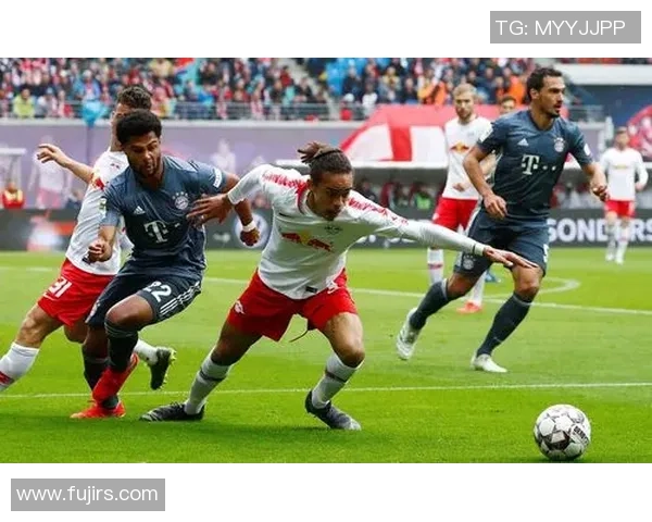 中超精彩对决波尔图与巴黎圣日耳曼战成平局补时进球引发全场狂欢