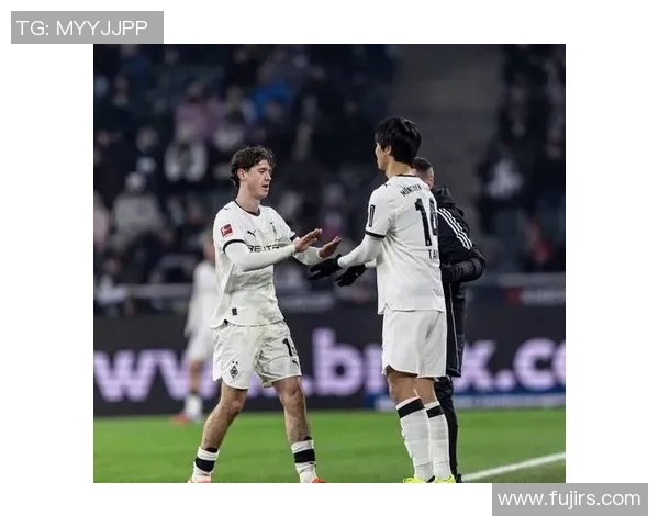 德甲惊天逆转本菲卡5-1热刺十大进球瞬间引爆全场激情