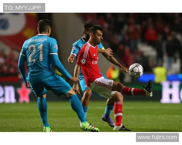 德甲激战尤文图斯逆转本菲卡全场沸腾精彩瞬间回顾