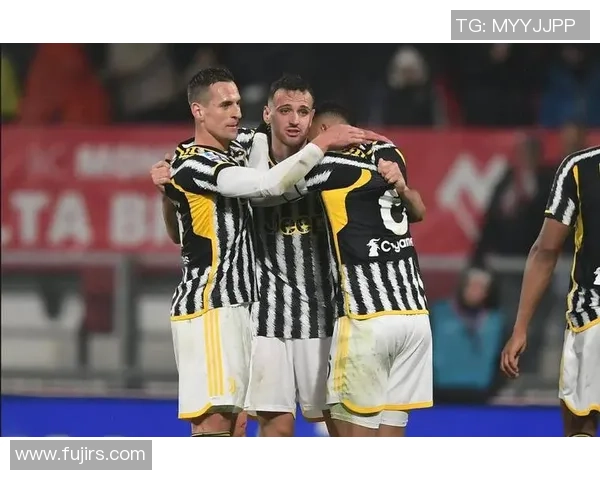 欧联杯惊现冷门那不勒斯3-0战胜AC米兰补时进球引爆全场 欧联杯惊现冷门那不勒斯3-0战胜AC米兰补时进球引爆全场