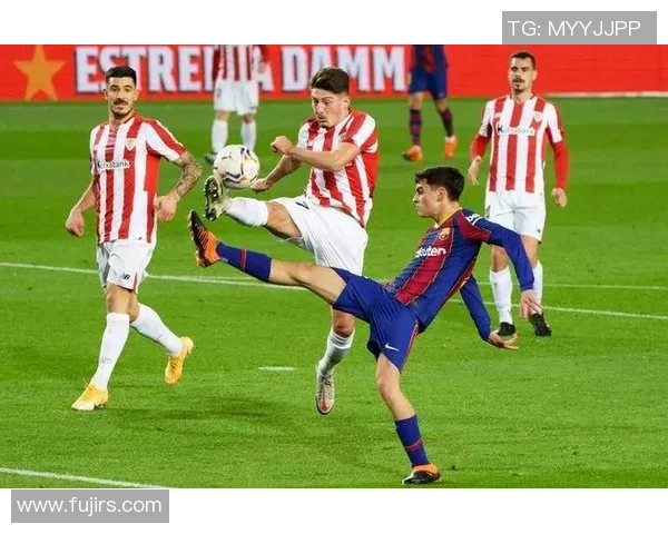 西甲激情对决巴萨逆转里昂全场沸腾赛后精彩点评 西甲激情对决巴萨逆转里昂全场沸腾赛后精彩点评