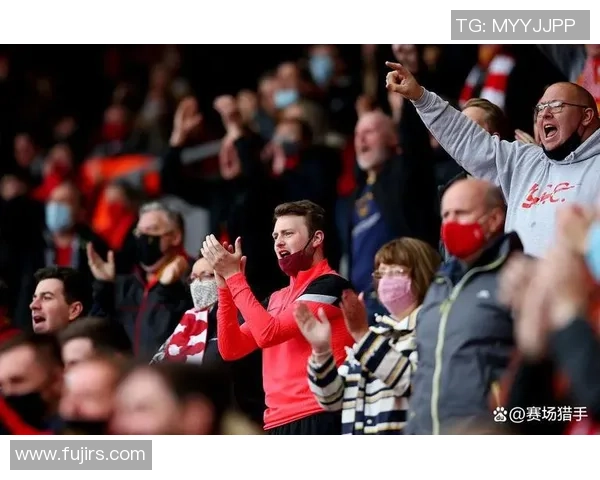 那不勒斯逆袭利物浦足总杯爆冷引发转会热议与球迷狂欢