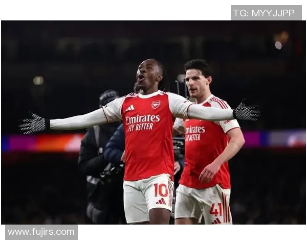 热刺大胜本菲卡4-0上演帽子戏法创造历史冷门瞬间引发全场欢呼