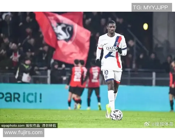 德甲惊现冷门巴黎圣日耳曼与多特蒙德战成平局补时进球引发全场狂欢