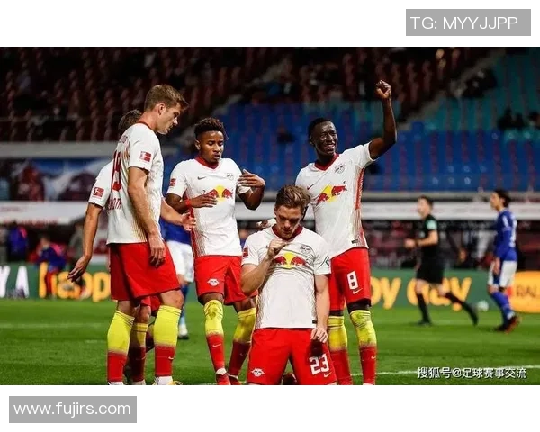 意甲激战：莱比锡与里昂战成平局全场沸腾瞬间回顾与数据分析